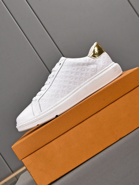 men LV shoes-016